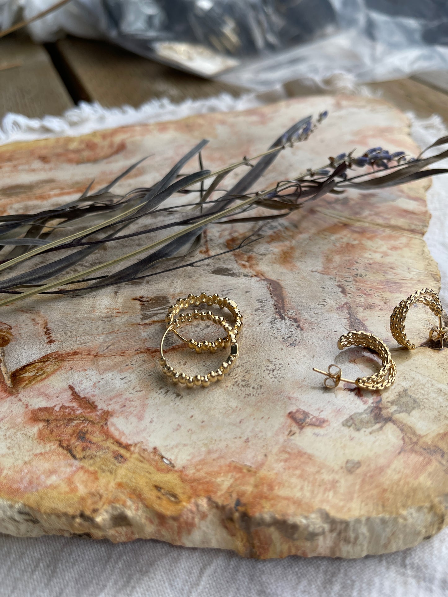 Layer Chain Hoop
