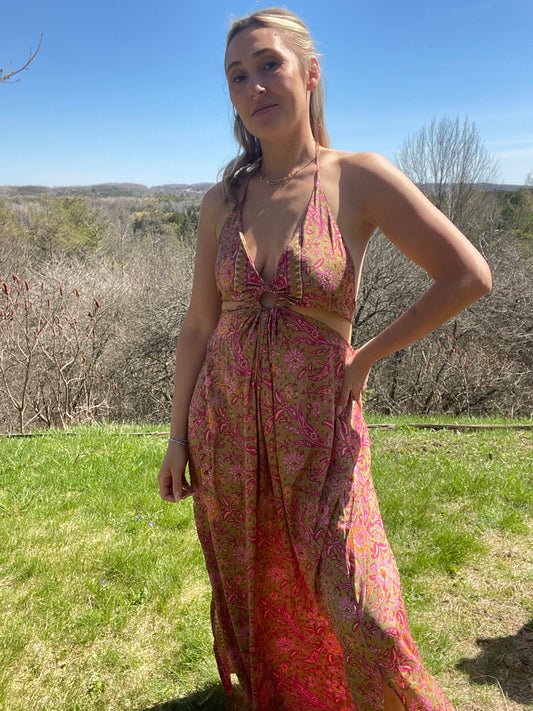 Antinio Maxi Cut Out